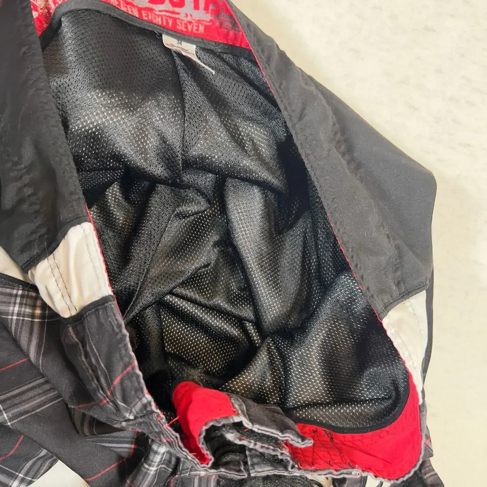 Aeropostale 1987 Board Short Swim Trunks Men 34W Black Red Grey Plaid Pocket